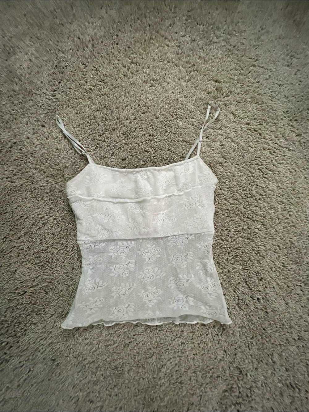 Trendy Lace Spaghetti-Strap Cami in White